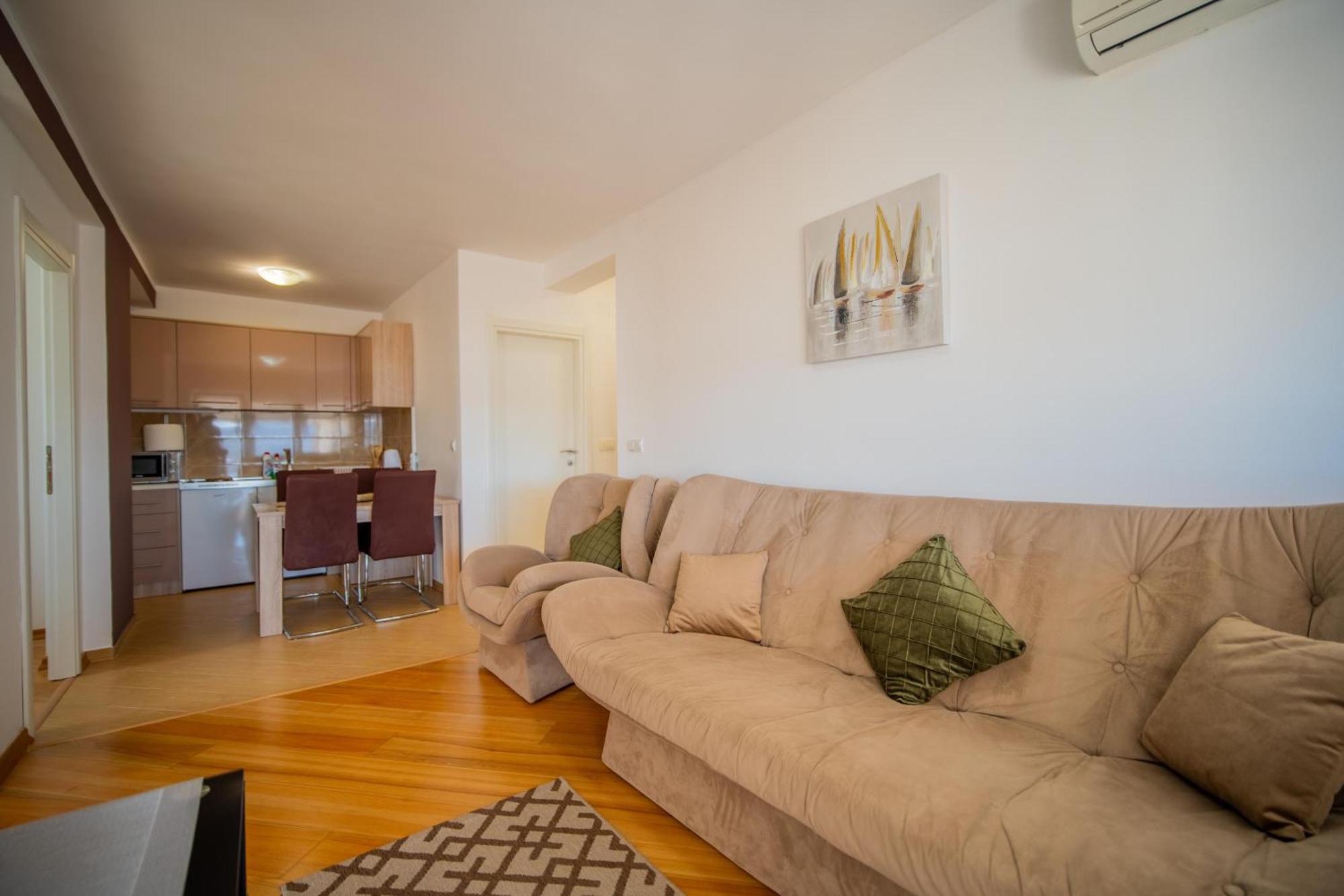 Apartman Centar Tivat Ngoại thất bức ảnh